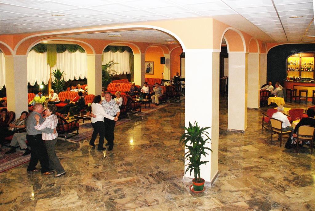 Hotel Columbia Terme أبانو تيرمي المظهر الخارجي الصورة