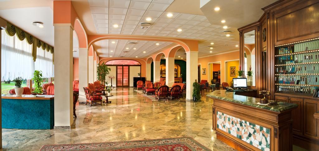 Hotel Columbia Terme أبانو تيرمي المظهر الخارجي الصورة